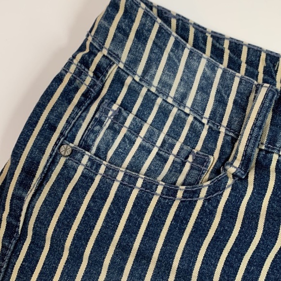 Kardashian Blue & White Striped Denim Shorts - Picture 3 of 9